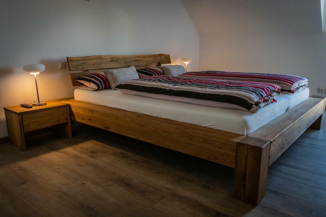 Landhaus Ferienwohnungen Mit Pool Und Wellness Neukirchen-Balbini Εξωτερικό φωτογραφία