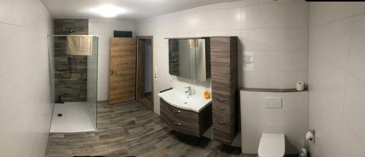 Landhaus Ferienwohnungen Mit Pool Und Wellness Neukirchen-Balbini Εξωτερικό φωτογραφία